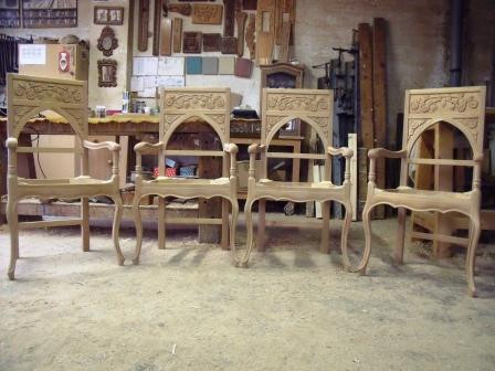 Conjunt de 4 sillons modernistes